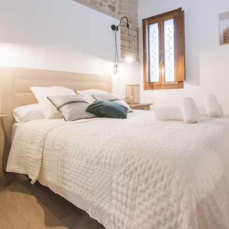 Madera Y Piedra - Apartamentos Aloha Toledo Ngoại thất bức ảnh